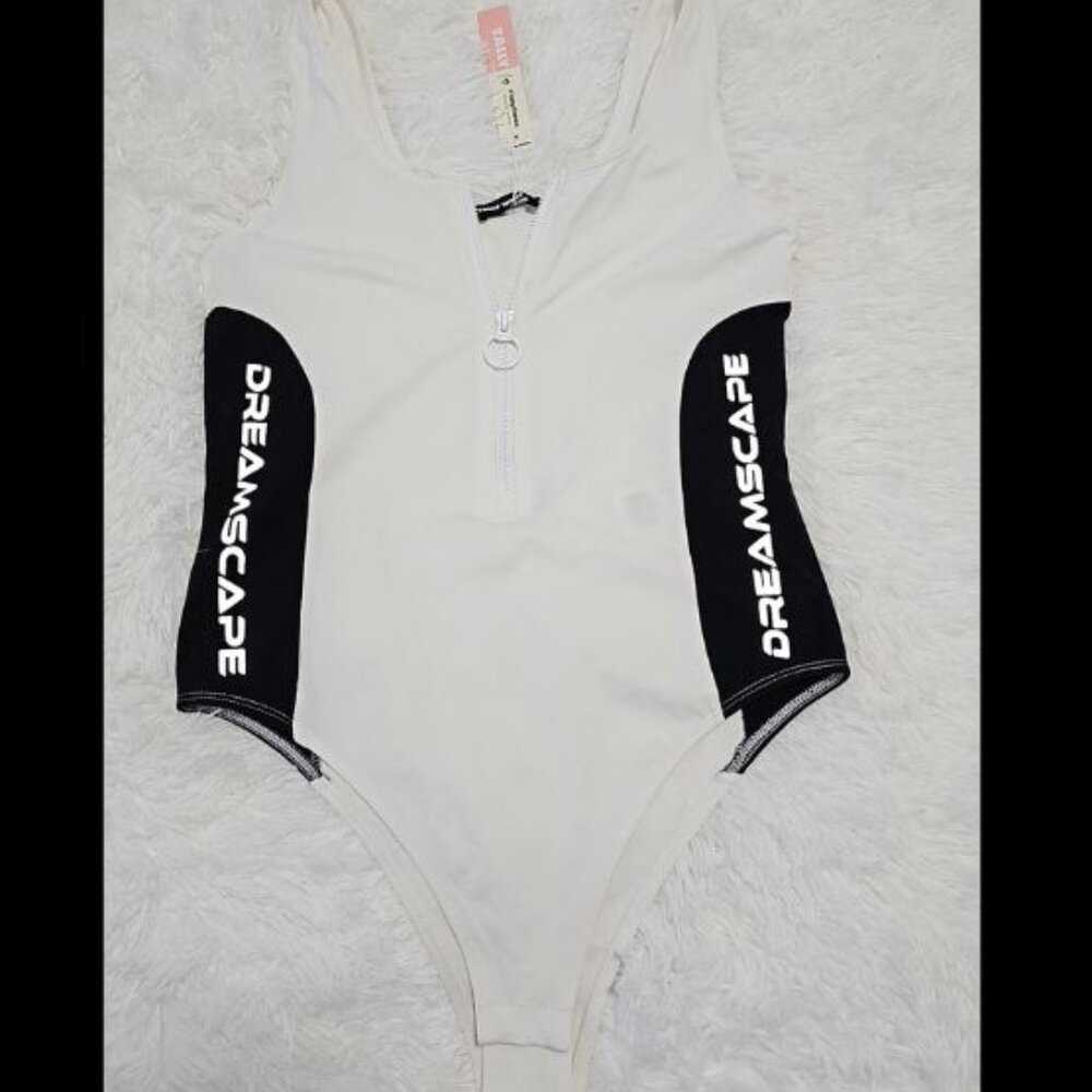 Swimsuit/Bodysuit